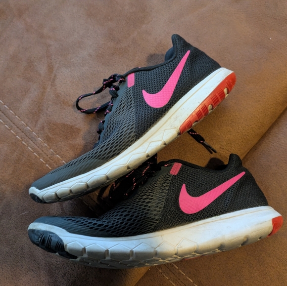 Nike Women Flex Experience RN5 Running Shoe - Picture 8 of 12
